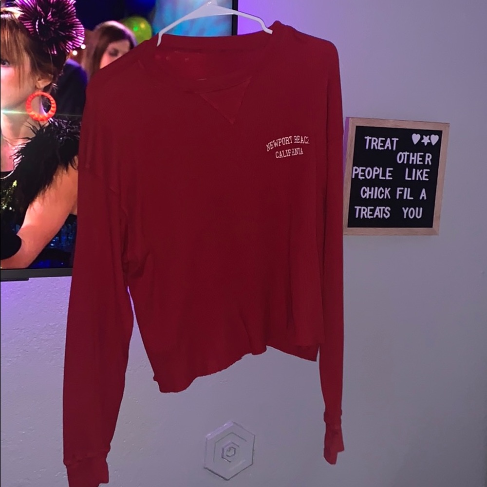 Thermal Newport Beach red shirt